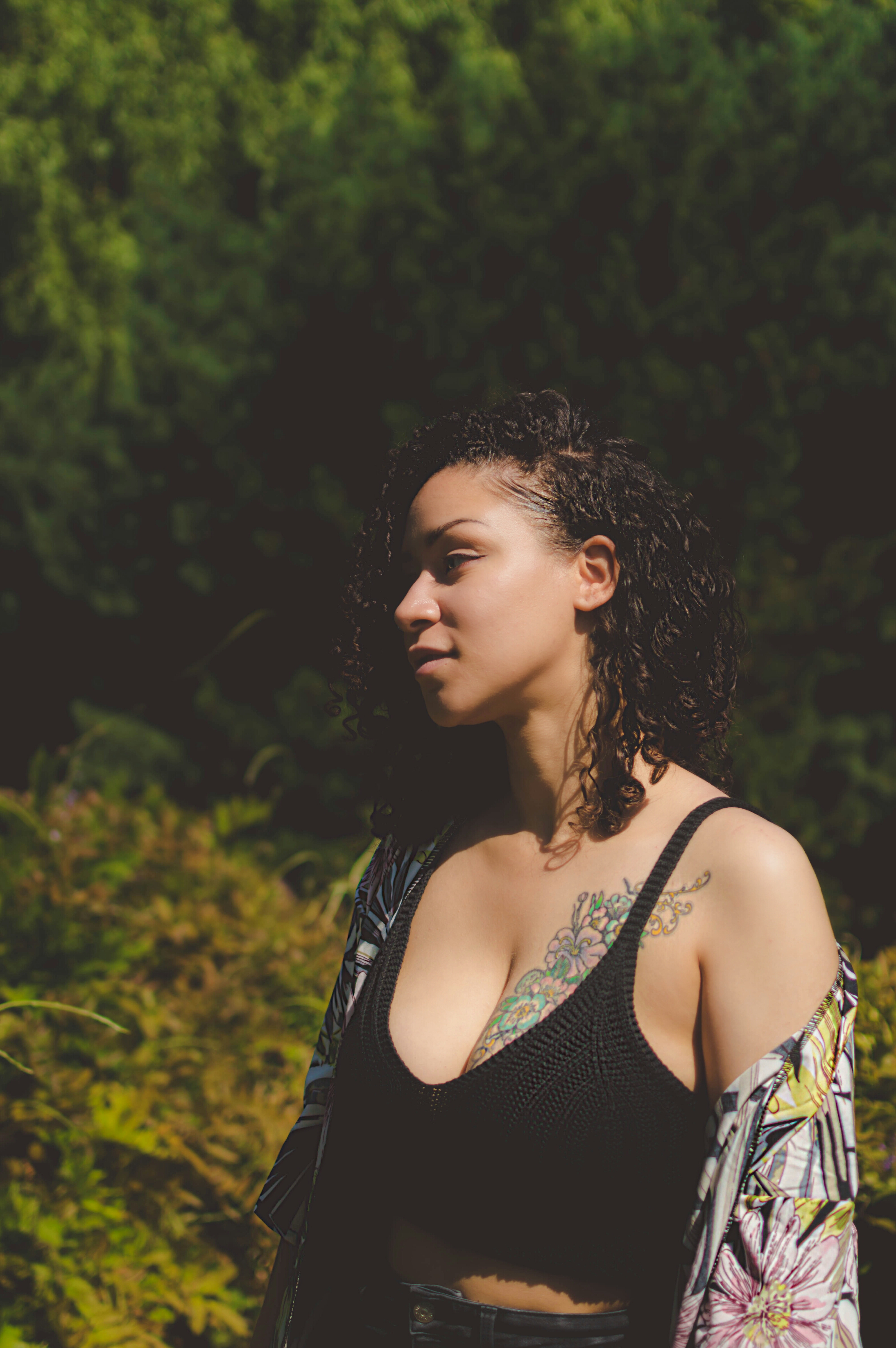 @skychristina @faceplaceslaces 1