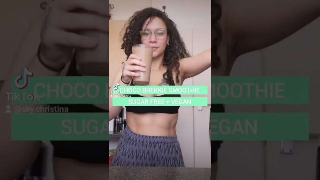 Quick Vegan Chocolate Breakfast Smoothie Recipe (no added sugars, 4&nbsp;ingredients)